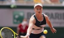 Krejcikova Plans to Mark Titles Sweep in Paris With Rare Sip of Champagne