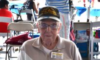 Pearl Harbor Veteran, 99, Recounts the ‘Day of Infamy’ at the WWII Weekend Event