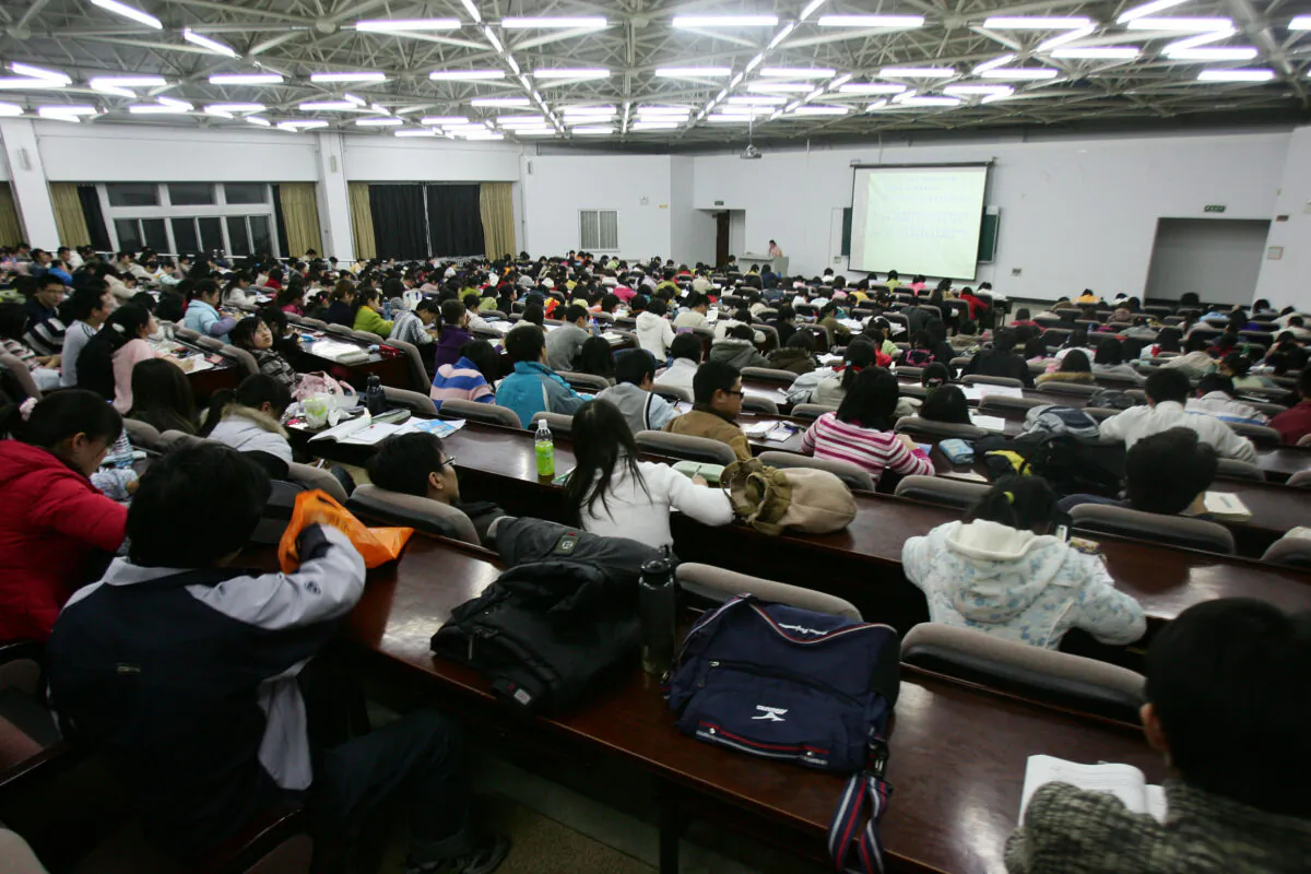 Students attend a lesson at the Northeast Normal University in Changchun, Jilin Province, China, on March 22, 2007. (China Photos/Getty Images)