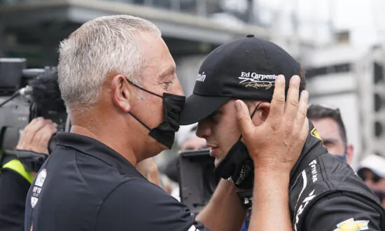 IndyCar Driver Rinus VeeKay Injured in Cycling Accident