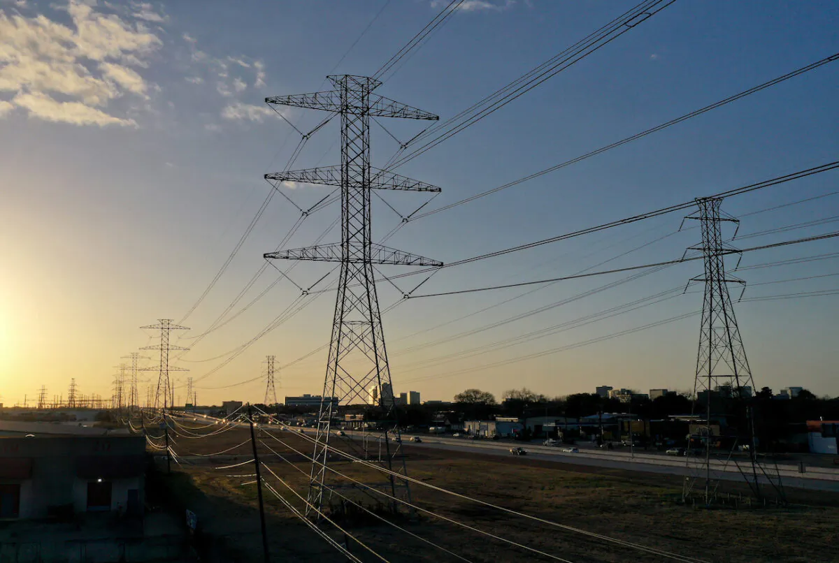 High voltage transmission towers in Houston, Texas, on Feb. 21, 2021. (Justin Sullivan/Getty Images)