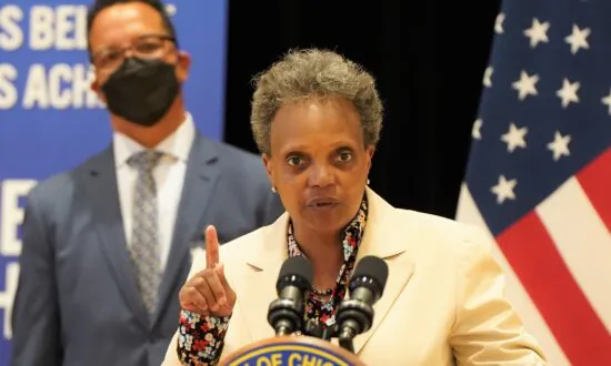 Chicago’s Mayor Celebrates Kwanzaa While City Suffers Violence