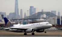 United Airlines to Require Vaccinations for All US Employees