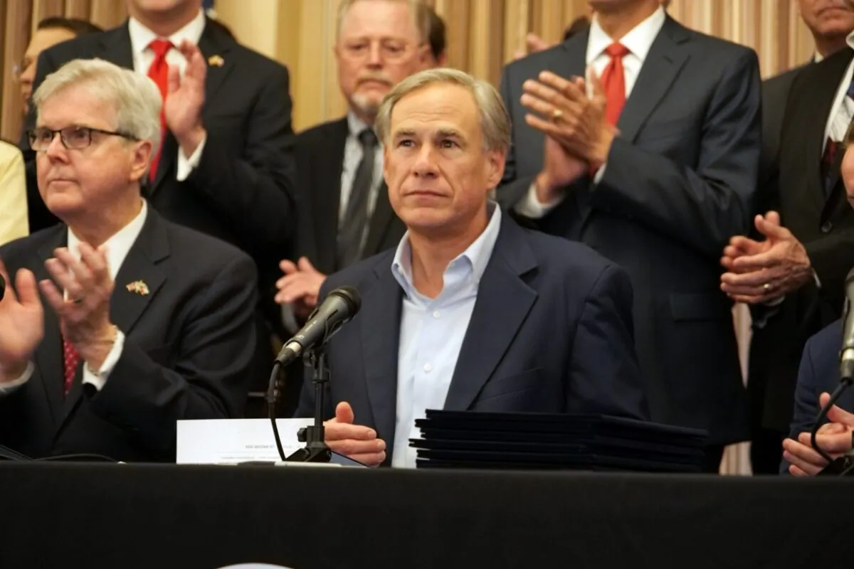 Texas Gov. Greg Abbott speaks at a press conference in San Antonio, Texas, on June 17, 2021. (Marina Fatina/NTD)

