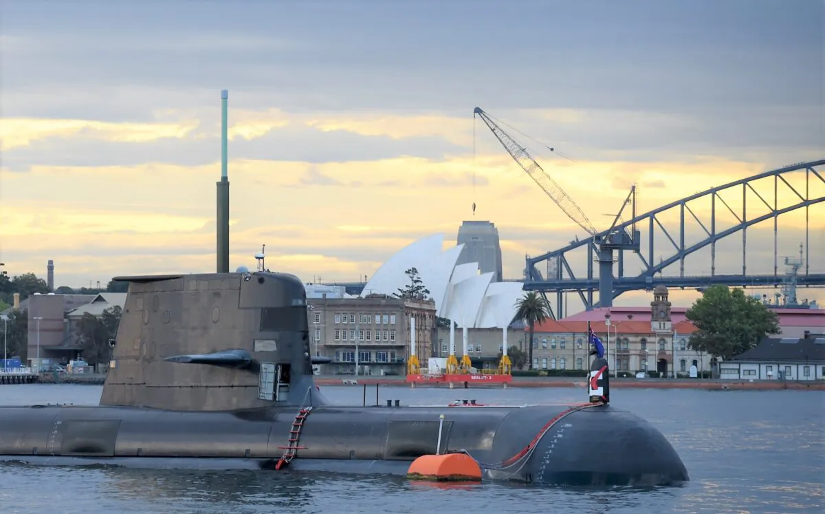 In this photo taken on October 12, 2016, a Royal Australian Navy diesel and electric-powered Collins Class submarine sits in Sydney Harbour.
(Peter Parks/AFP via Getty Images)