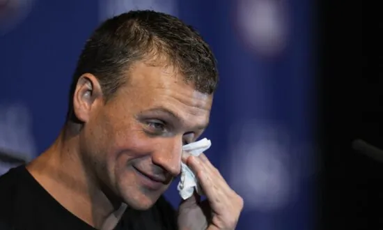 Lochte Flops: Olympic Career Likely Over After 7th in 200 IM