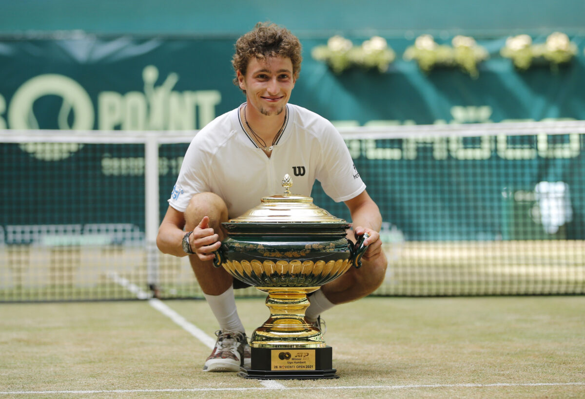 ugo-humbert-poses-with-trophy