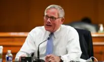 SEC Still Investigating Sen. Richard Burr for Stock Sell-Off, Wants to Talk to Brother-in-Law