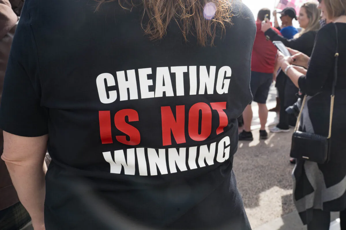 Supporters of then-president Donald Trump protest outside State Farm Arena as ballots continue to be counted inside on Nov. 5, 2020 in Atlanta, Ga. (Megan Varner/Getty Images)