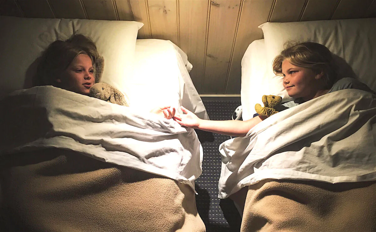 Whether it’s about bedtime or other behavior expectations, set clear expectations—and your kids will follow. (JODIE GRIGGS/GETTY IMAGES)