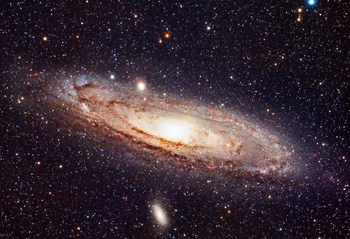 Man Takes Up Astronomy in Lockdown; Now Clicks Amazing Photos of Space From His Back Garden