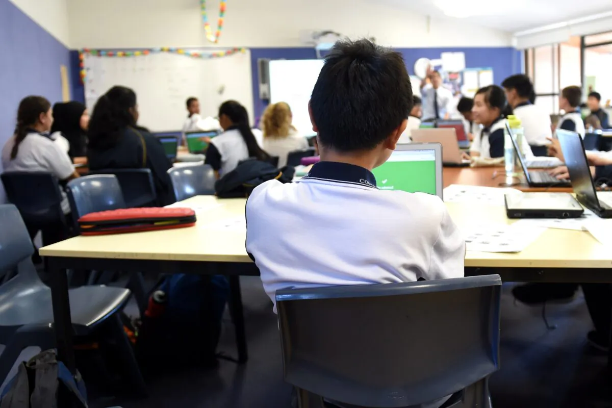Students attend a class at Alexandria Park Community School in Sydney, Australia on May 4, 2016. (AAP Image/Paul Miller) 