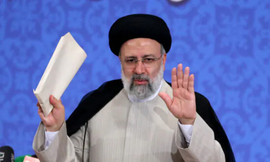 A Dangerous Game With Iran