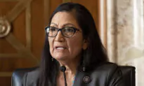 US Interior Secretary Commends Australia’s Efforts to Reconcile ‘Tragic History’ of Indigenous Abuse
