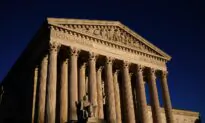 Hundreds of Lawmakers Ask SCOTUS to Overturn Roe V Wade