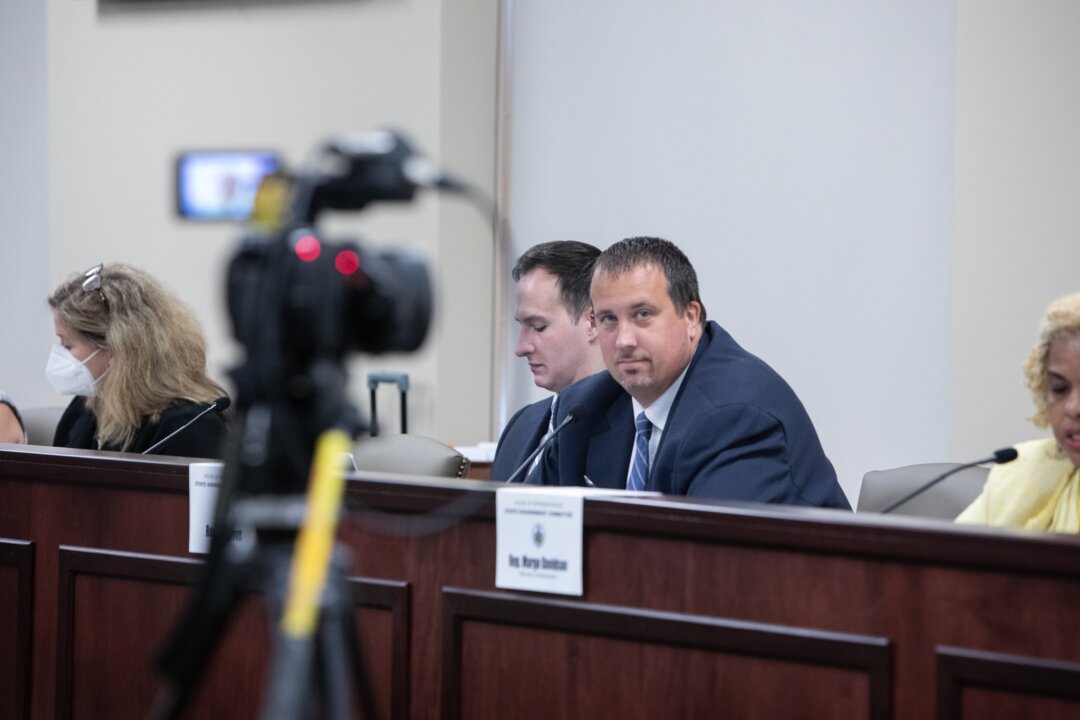 Pennsylvania Senate Passes ‘One of the Strongest Integrity Bills’ in the Country: Committee Chairman