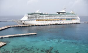 Unvaccinated Royal Caribbean Passengers in Florida Will Be Required to Show Proof of Insurance