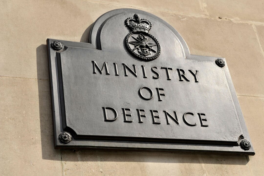 Classified UK Defence Documents ‘Found by Member of Public at Bus Stop’