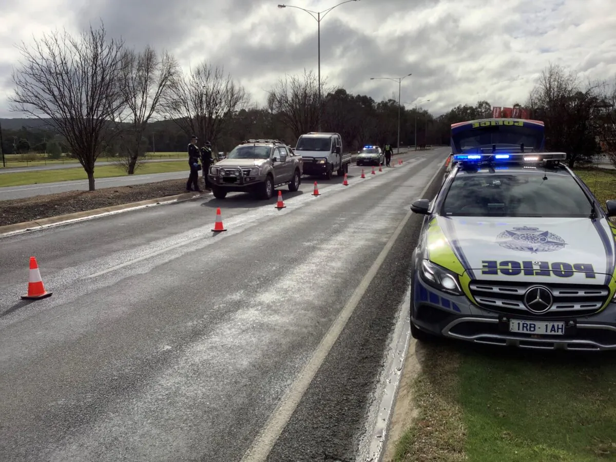  Victoria Police on patrol on the Victoria/NSW border in Australia, June 25, 2021. (AAP Image/Supplied by Victoria Police)