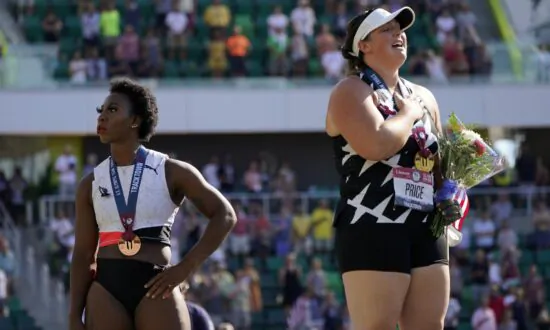 Veteran GOP Lawmakers Call for Gwen Berry’s Removal From US Olympic Team Over Anthem Protest