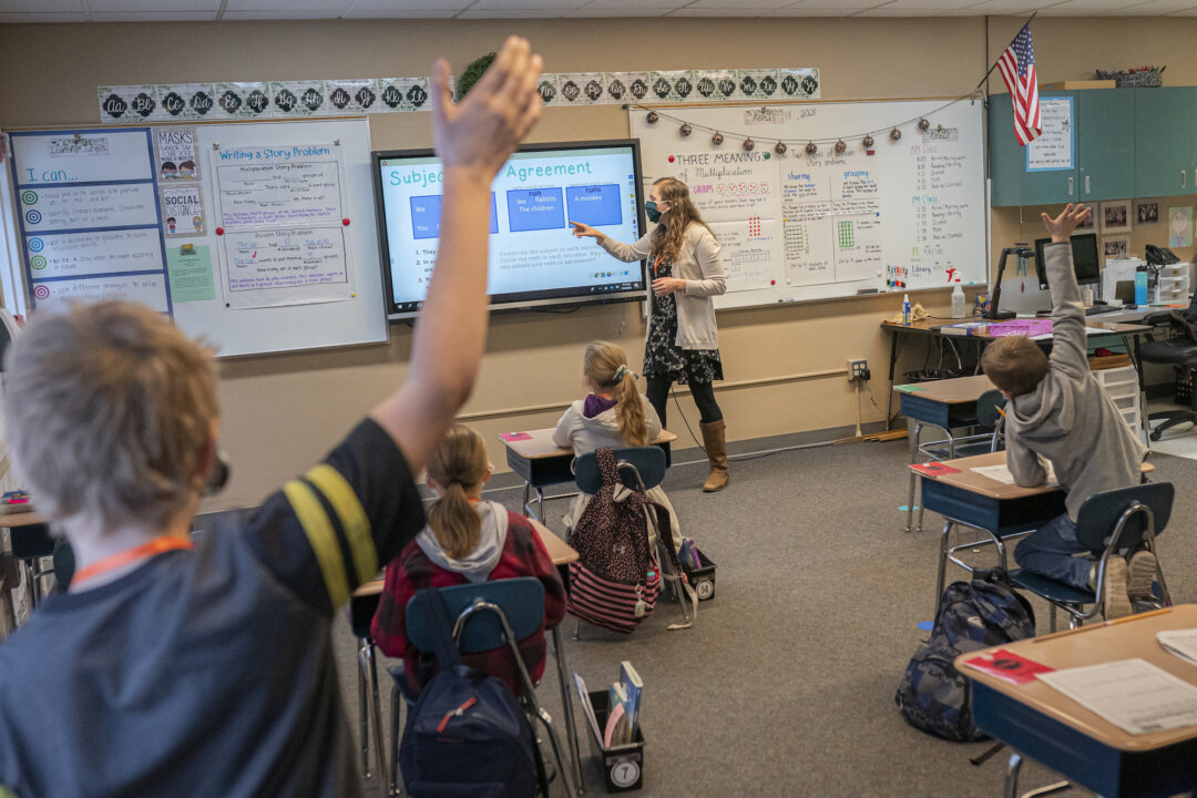 America’s Largest Teachers’ Union Votes to Help Members ‘Fight Back Against Anti-CRT Rhetoric’