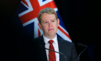 Former New Zealand COVID-19 Response Minister Regrets Not Ending Lockdowns Earlier