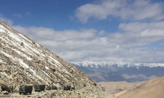 Indian Defense Sources Say ‘No Sudden Increase’ in Troops on China Border Amid Reports of Escalation