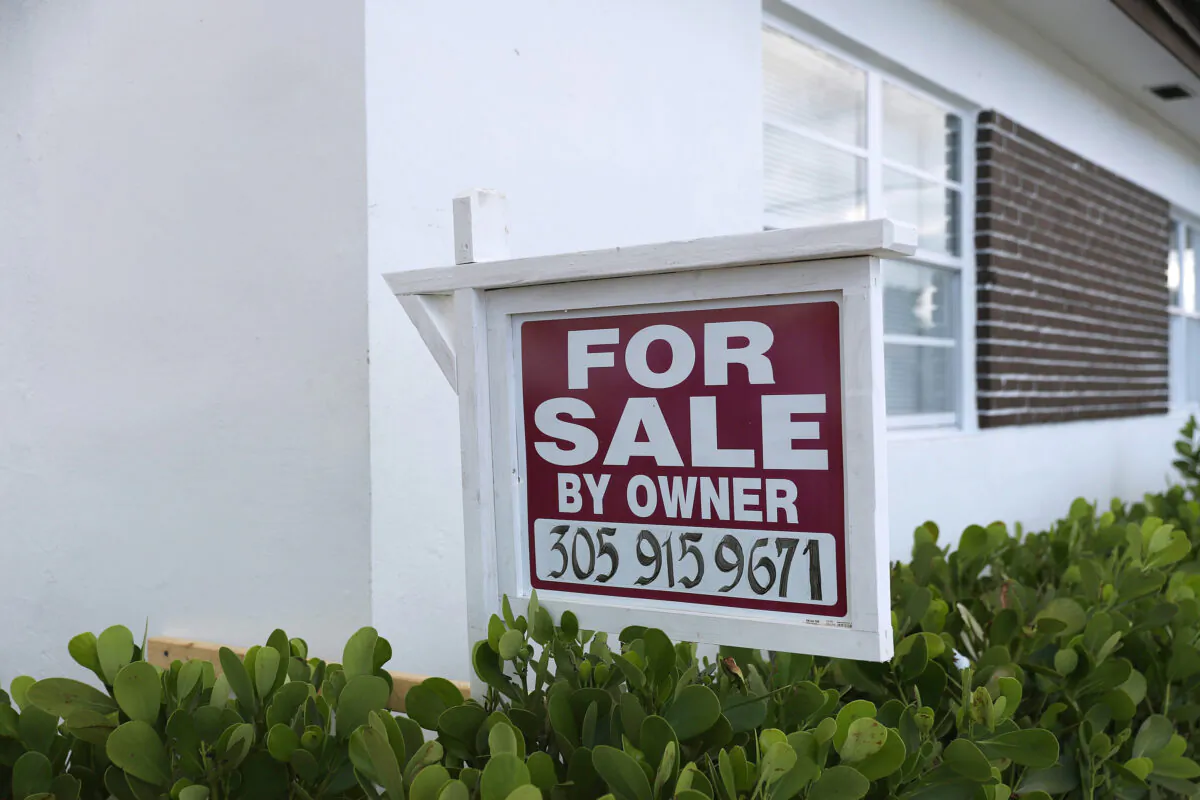A for-sale sign is seen in front of a home in Miami, Fla., on Sept. 30, 2020. (Joe Raedle/Getty Images)
