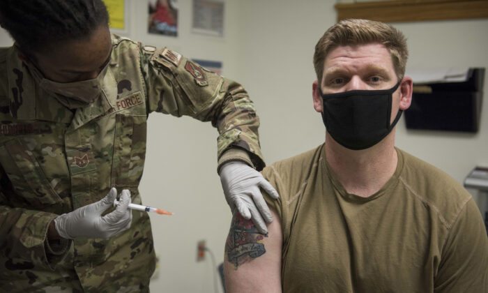 A member of the U.S. Air Force receives the Moderna COVID-19 vaccine at Kunsan Air Base, Republic of Korea, on Dec. 29, 2020. (U.S. Air Force/Jordan Garner)