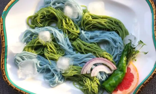 Cold Somen With Homemade Tsuyu (Noodle Dipping Broth)