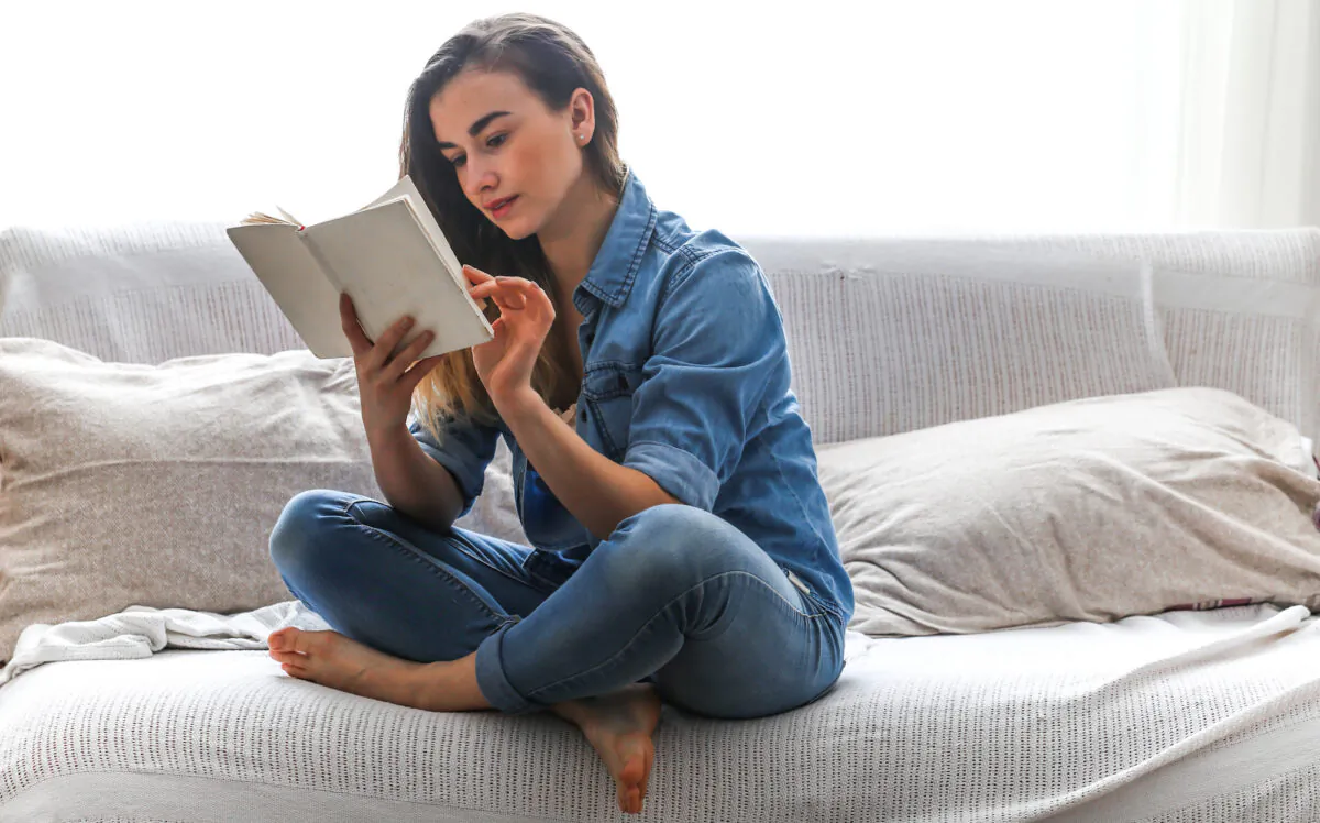 Many successful people choose to wake up early and use the quiet morning hours to prepare for their day. (PV productions/Shutterstock)