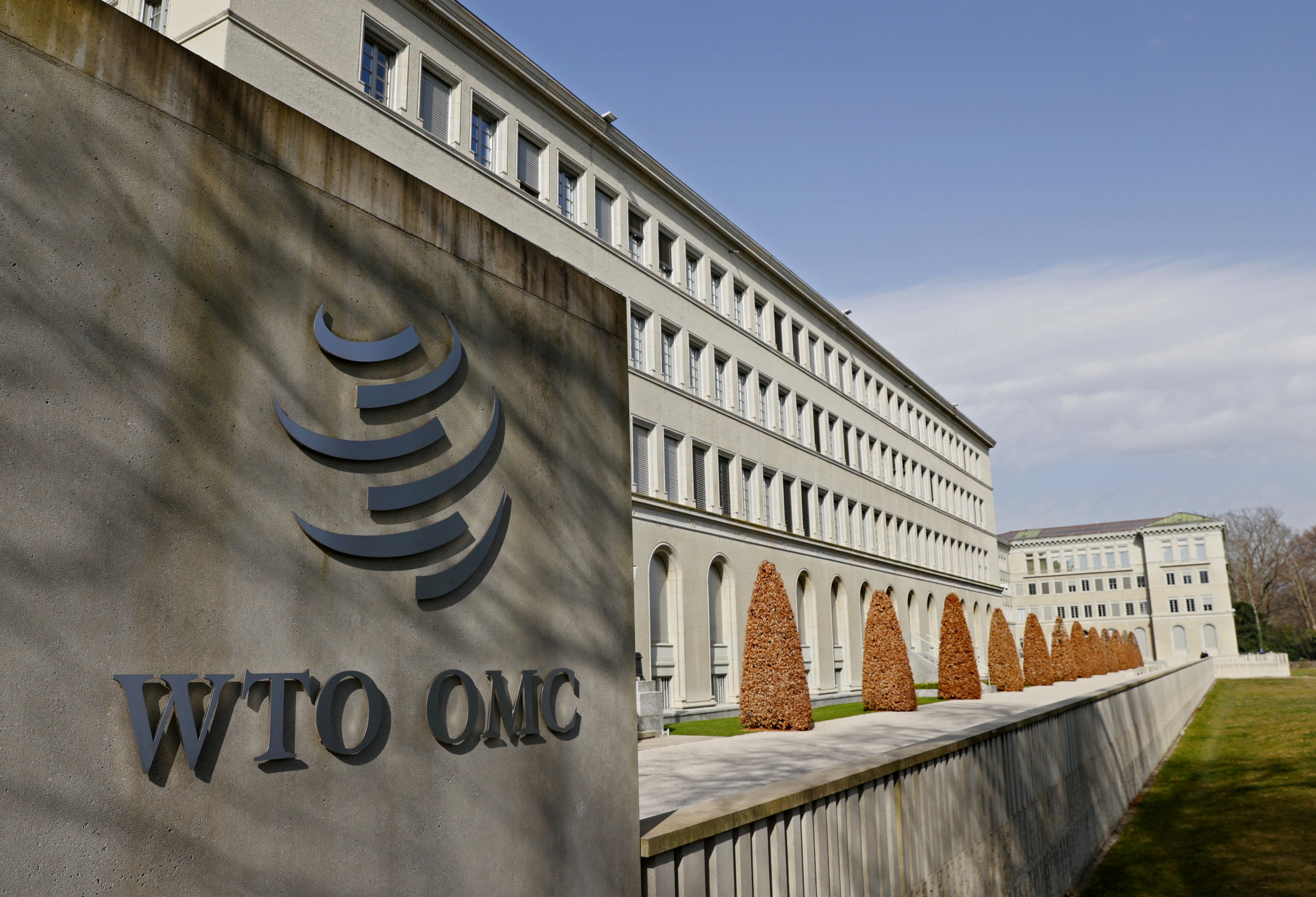 WTO Postpones Key Meeting Over New COVID-19 Variant - Vimarsana News