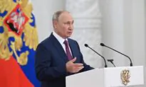 Russia Drills Attack Helicopters, Pledges Help to Secure Tajik-Afghan Border