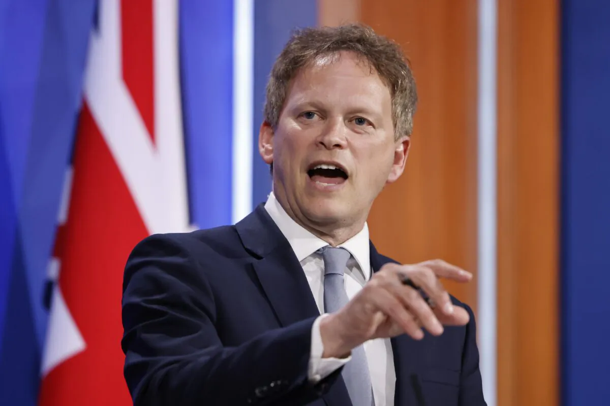 Transport Secretary Grant Shapps during a media briefing in Downing Street, London, on May 7, 2021. (Tolga Akmen/PA)