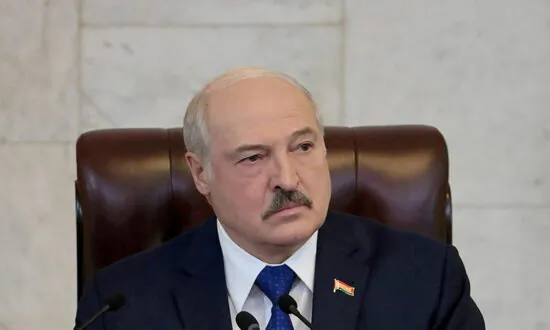 Belarus Police Raid Homes and Offices of Journalists, Rights Activists