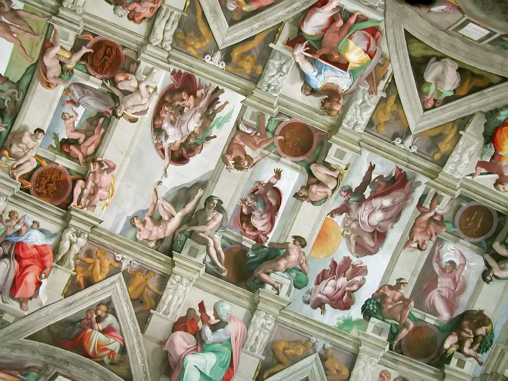 The ceiling of the Sistine Chapel designed and painted by Michelangelo. (Public Domain)