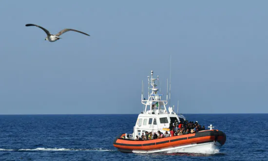 8 Dead Migrants Recovered Off Italian Island of Lampedusa