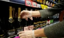 France Sees Talks With Russia as Best Way to Resolve Champagne Row: Minister