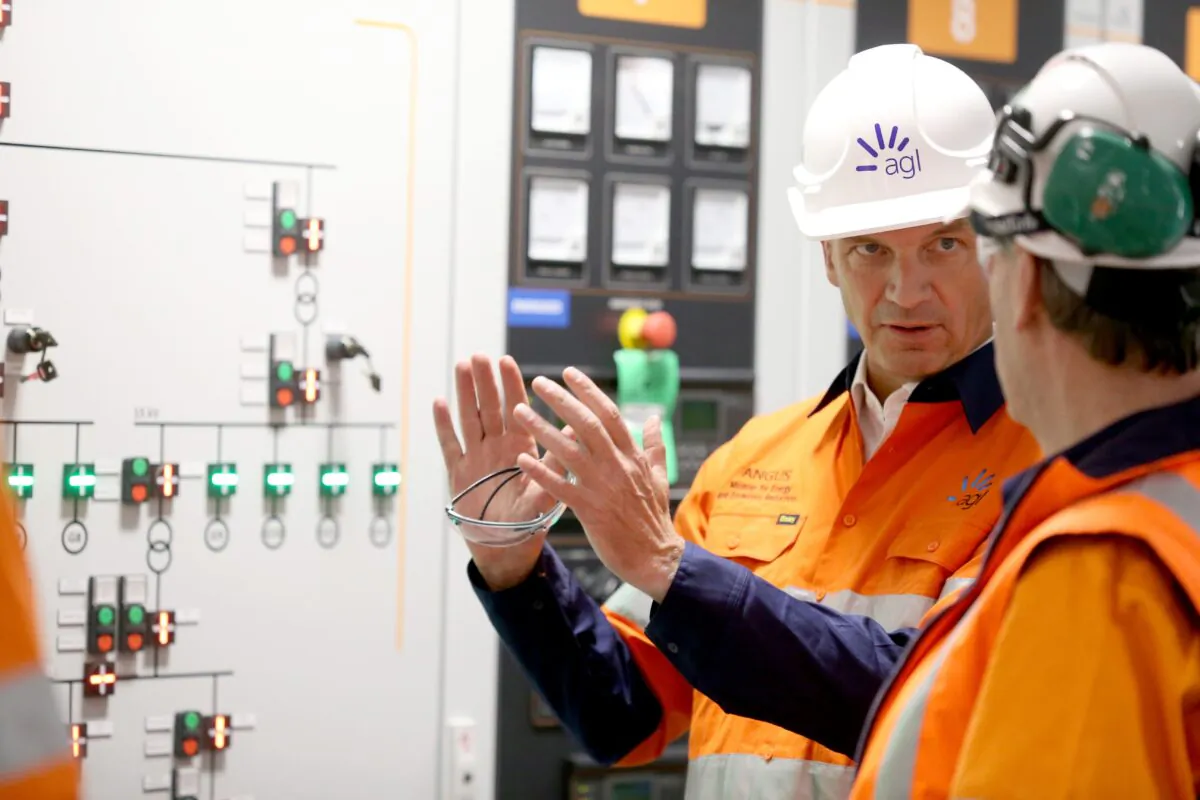 Minister for Energy and Emissions Reduction, Angus Taylor visits the Barker Inlet Power Station in Adelaide, Australia, on Nov. 4, 2019. (AAP Image/Kelly Barnes)