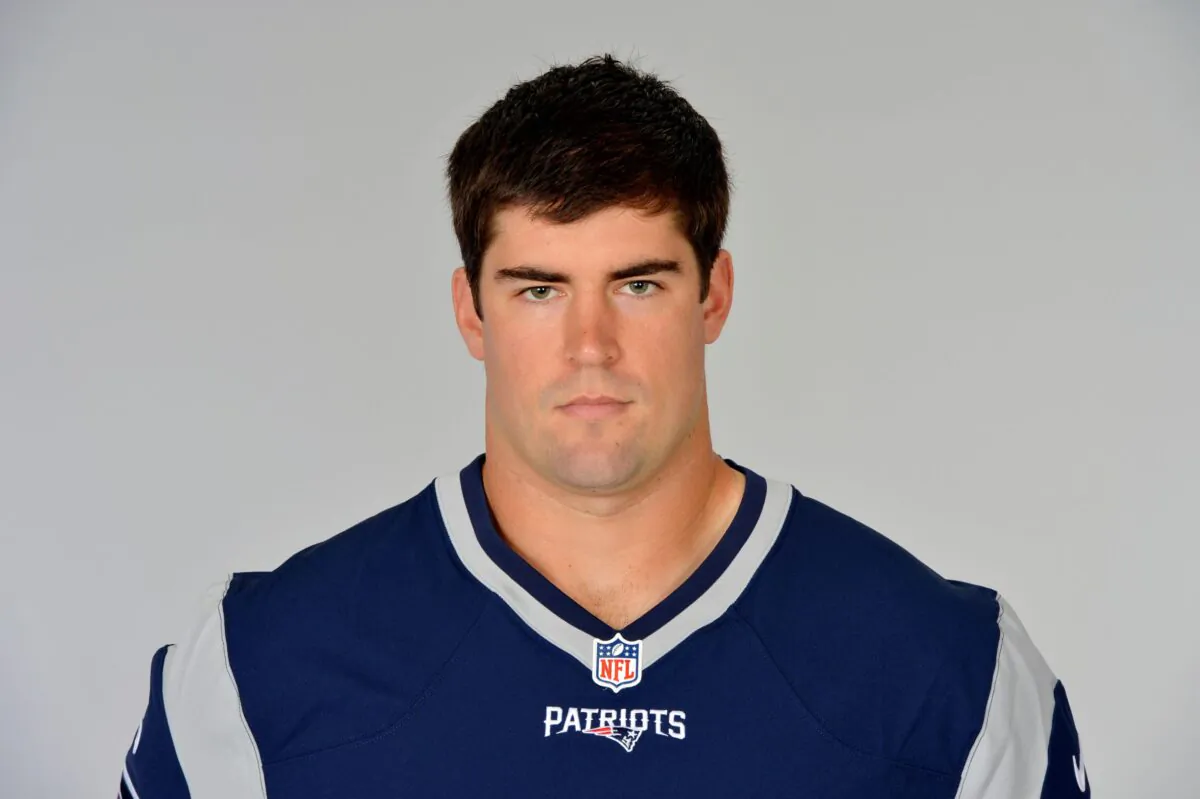 Photo of Jake Bequette of the New England Patriots NFL football team on 2015. (AP Photo/File)