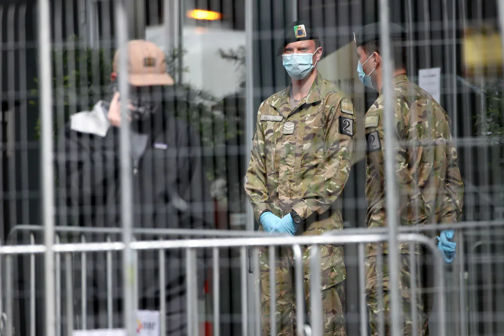 New Zealand Army personal guard the front of a hotel in Auckland's CBD which is used as a COVID-19 isolation facility on Sept. 7, 2020, in Auckland, New Zealand. (Fiona Goodall/Getty Images)
