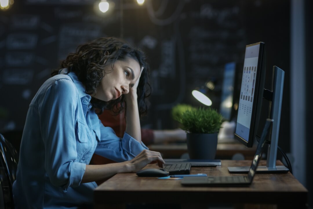 The worst light we ingest is before bed, whether it’s bright home lights or screens (Gorodenkoff/Shutterstock)