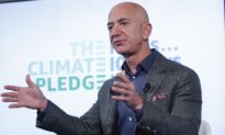 LIVE: Billionaire Jeff Bezos Launches Into Space on New Shepard Rocket