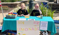 ‘What If That Was My Dad?’: Girls Set Up Lemonade Stand to Support Fallen Officer’s Family