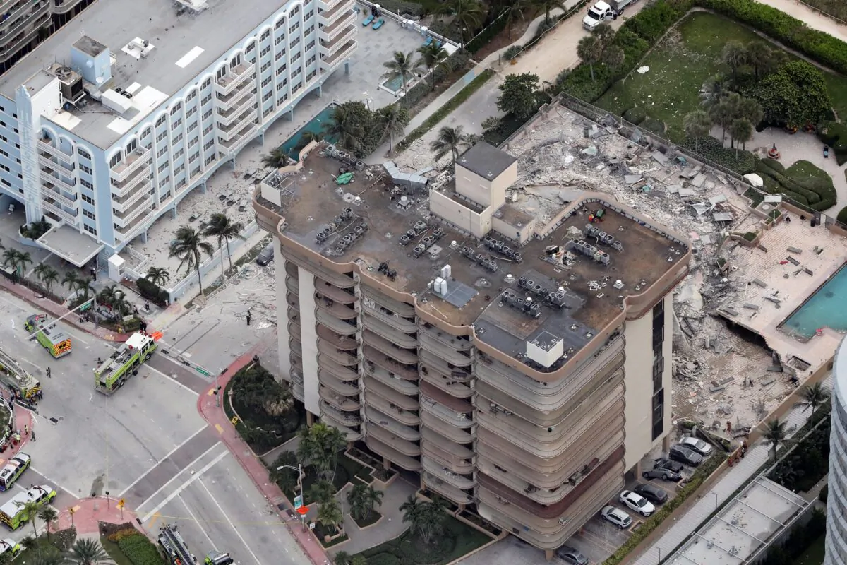 Part of the 12-story oceanfront Champlain Towers South Condo, with more than 100 units at 8777 Collins Ave. in Surfside, Florida, collapsed early on June 24, 2021. (Amy Beth Bennett/South Florida Sun Sentinel/TNS)