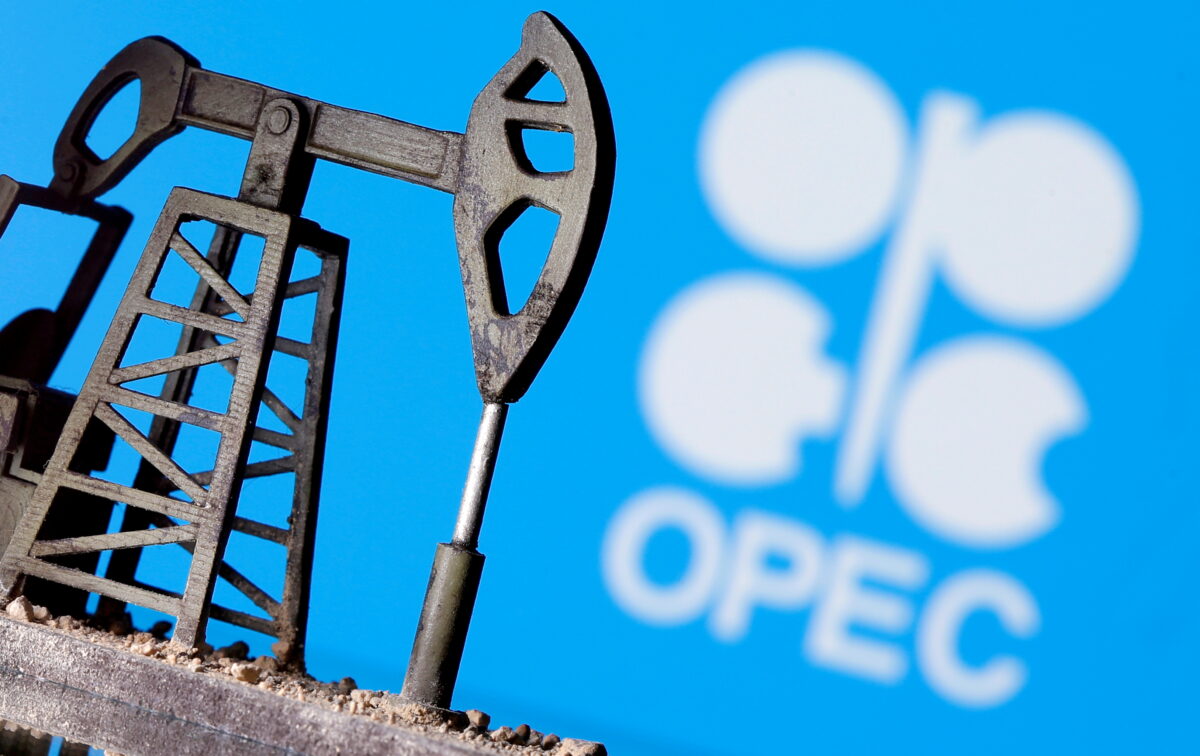 Oil sets weekly gains as OPEC+ considers output cuts