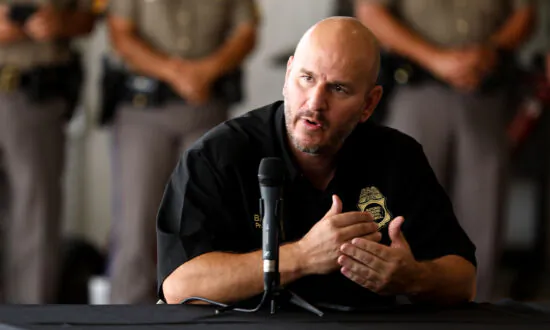 Border Patrol Union Leader Warns ‘Complete Control’ by Cartels Once Title 42 Ends