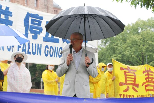 Epoch Times Photo
