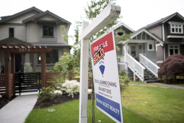 Canadians Can Get 30-Year Mortgages Beginning Aug. 1