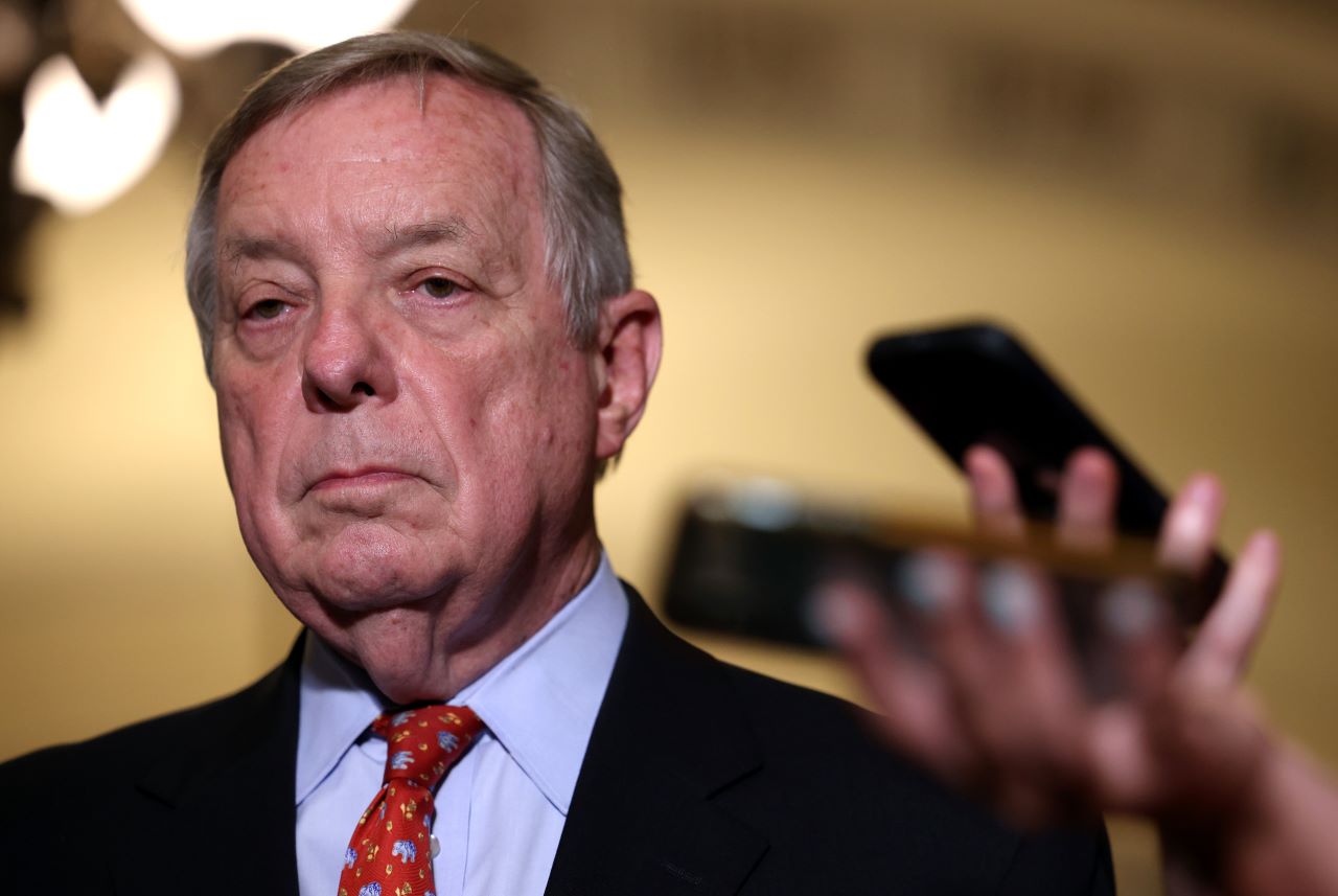 Sen. Durbin Says Republicans Will Meet With Biden's Supreme Court Pick and 'Get to Know Them' - Vimarsana News